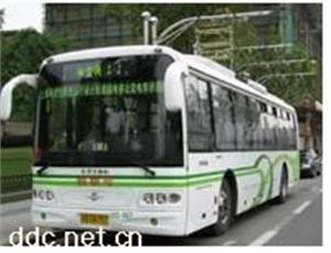 超级电容快速充电公交车
