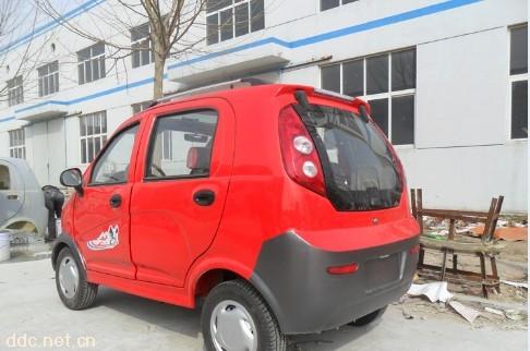 瑞通牌F0款红色轻型电动汽车