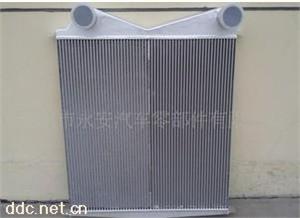 东风康明斯发电机组中冷器