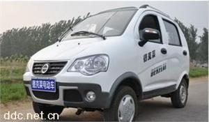 德克莱白色轻型家用电动汽车