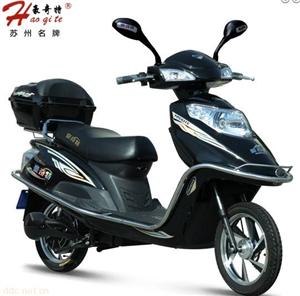 豪奇特风尚电动摩托车
