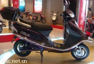 上海永久500W豪华电动摩托车