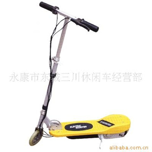 高强钢度小冲浪电动滑板车