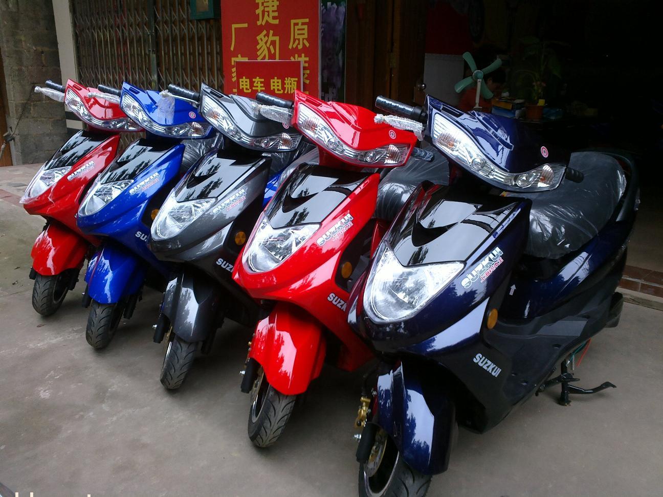 上海铃木王讯鹰电动摩托车
