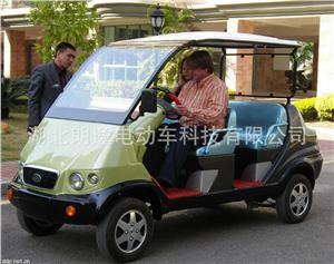 四轮电动高尔夫球车