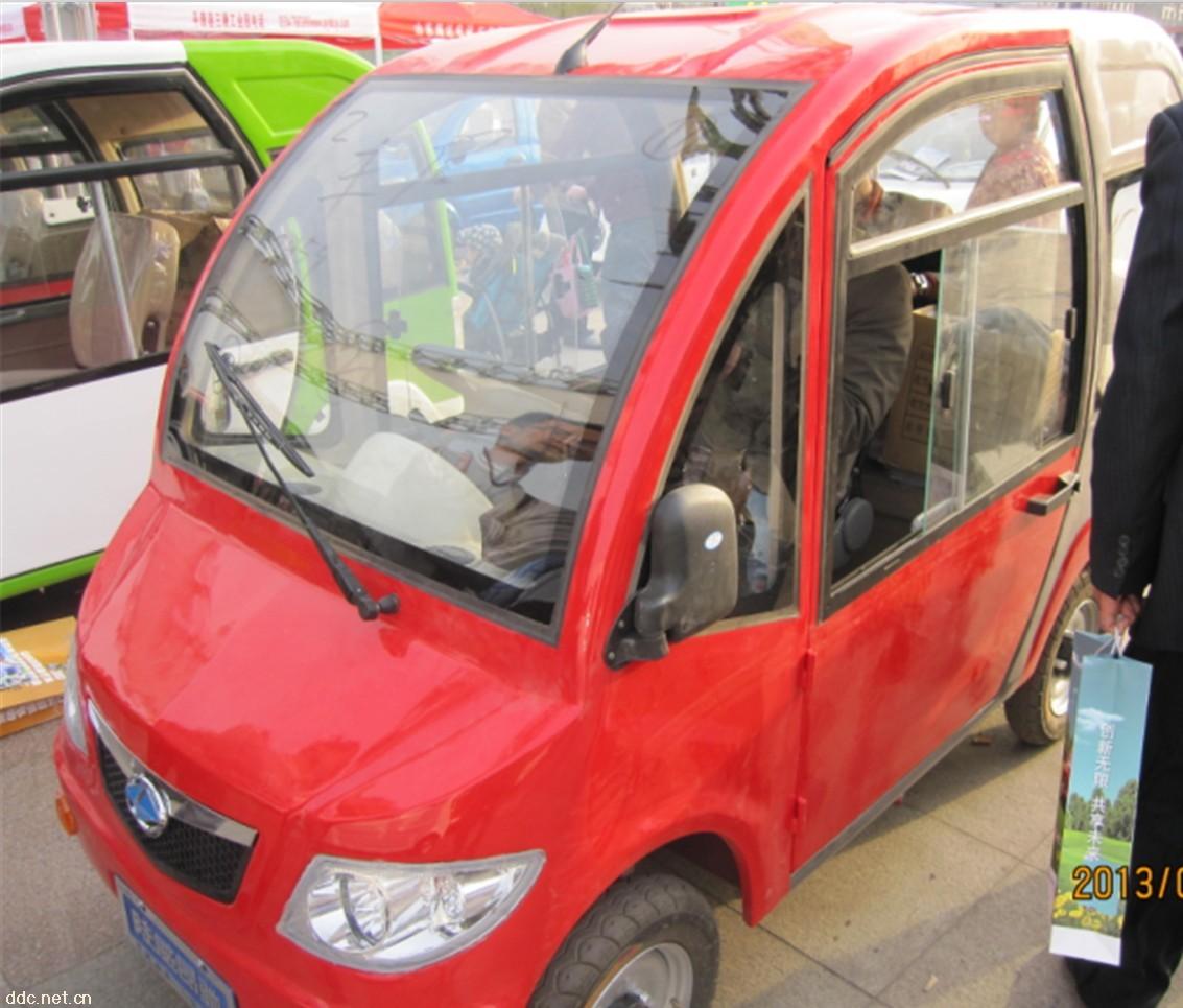 客运载客代步电动三轮车