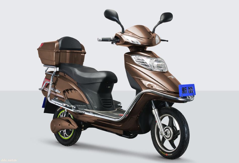 新蕾聚丰功能版电动车