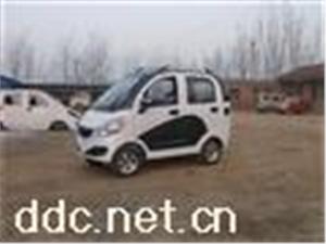 四开门小四轮微型轿车老年代步车