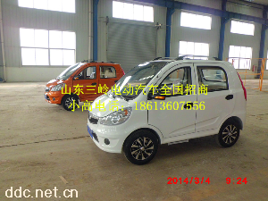山东新款倪玲A3五门四座铁壳电动汽车