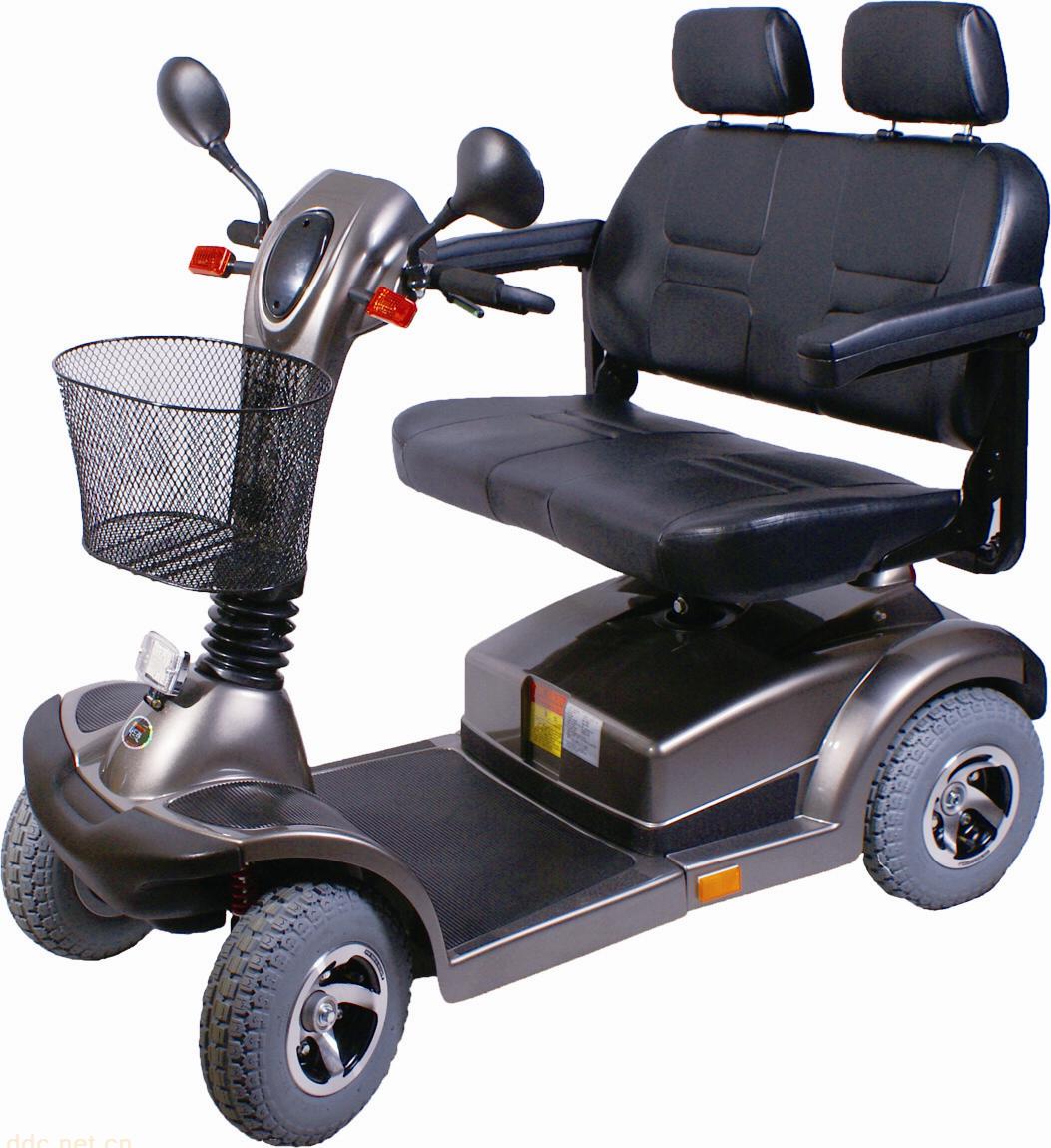 老年代步车700D