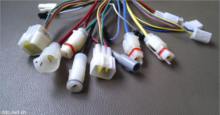 供应电动车无刷72V 500W 12管双模控制器