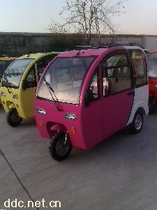 三轮代步车