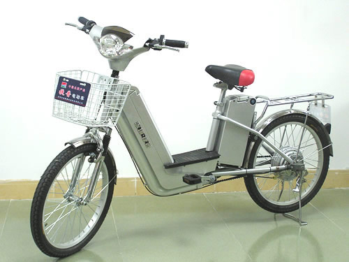 双组电池电动车