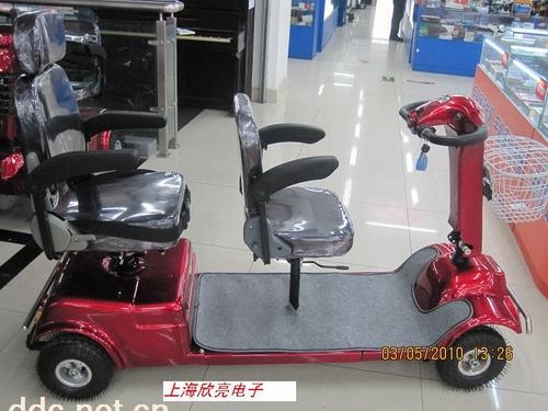 老年电动车，老年代步车，电动三轮车