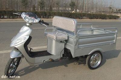 绿佳三开电动三轮车