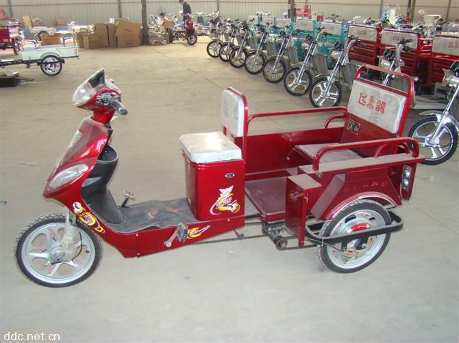宏运客运载客电动三轮车