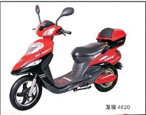 济南轻骑红色款发现电动自行车