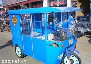 鸿越800W载客电动三轮车