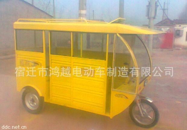 益凡全封闭式载客电动三轮车