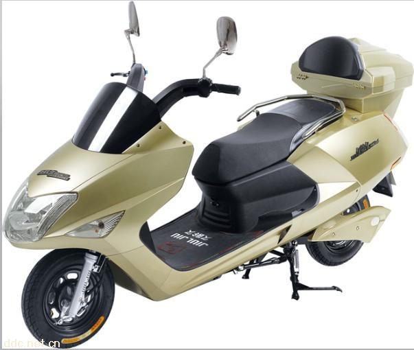 温州久龄久旗舰-2豪华电动摩托车