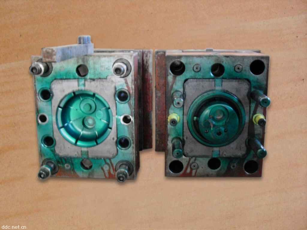 供应深圳普耐特模具注塑工具