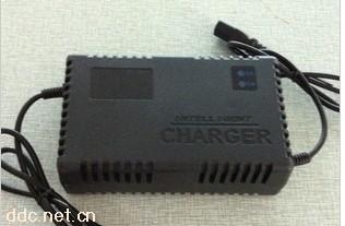 骏骐玛48V三段式电动车充电器