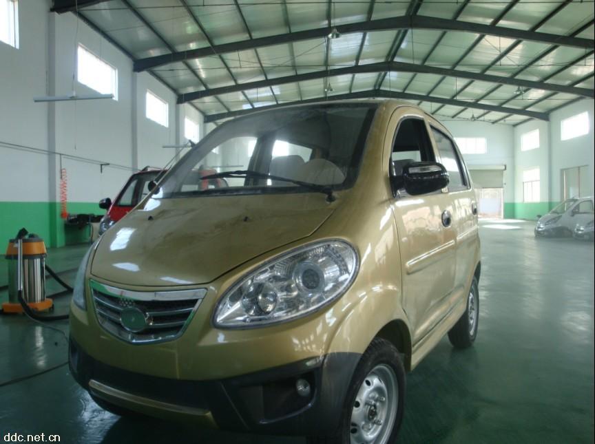 电动四轮汽车