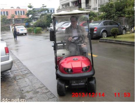 休闲四轮代步电动车