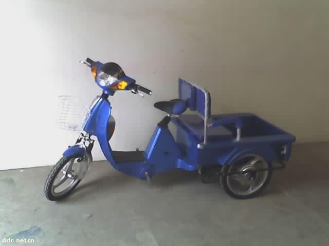 1300元电动三轮车